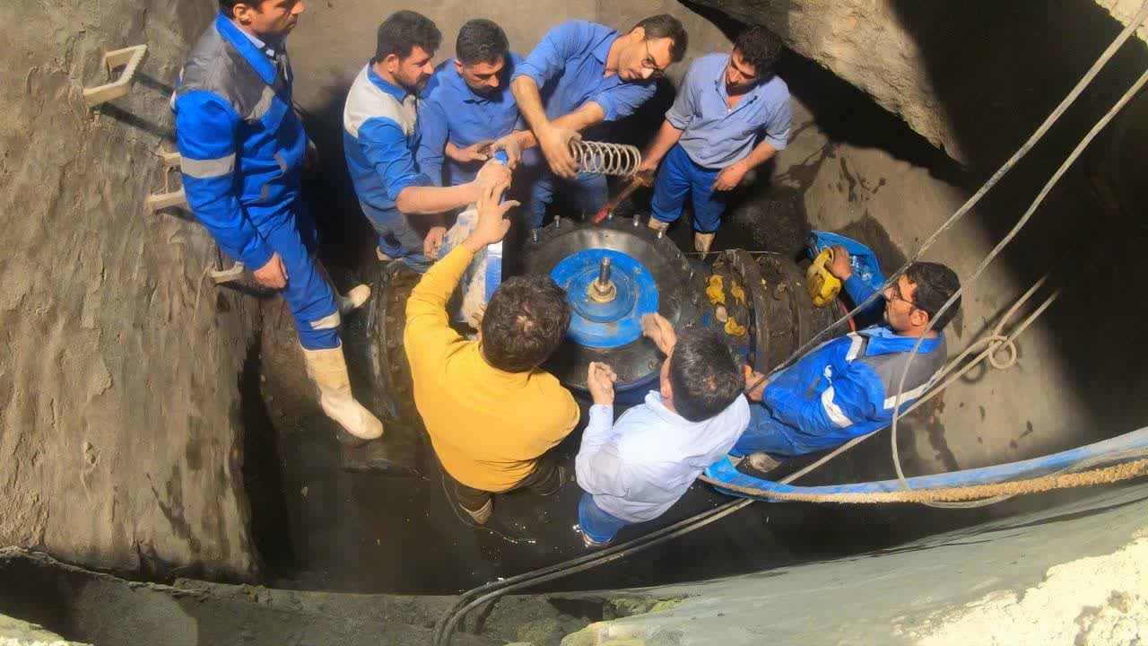 پایان تعمیر شیرفشارشکن چهارراه رسالت در کمتر از ٢ ساعت