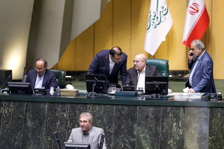 منظور: تصمیمات بورسی درحد قانونگذاری نیست