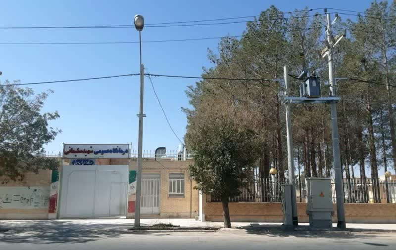 اجرای طرح برق رسانی به درمانگاه شهید حاج قاسم سلیمانی