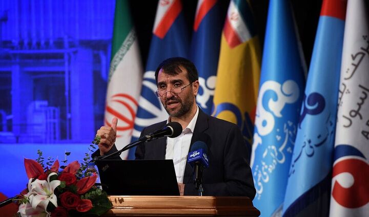 انتقاد چینی ها از رقابت متانول سازها | بورس کالا را سیراب کردیم