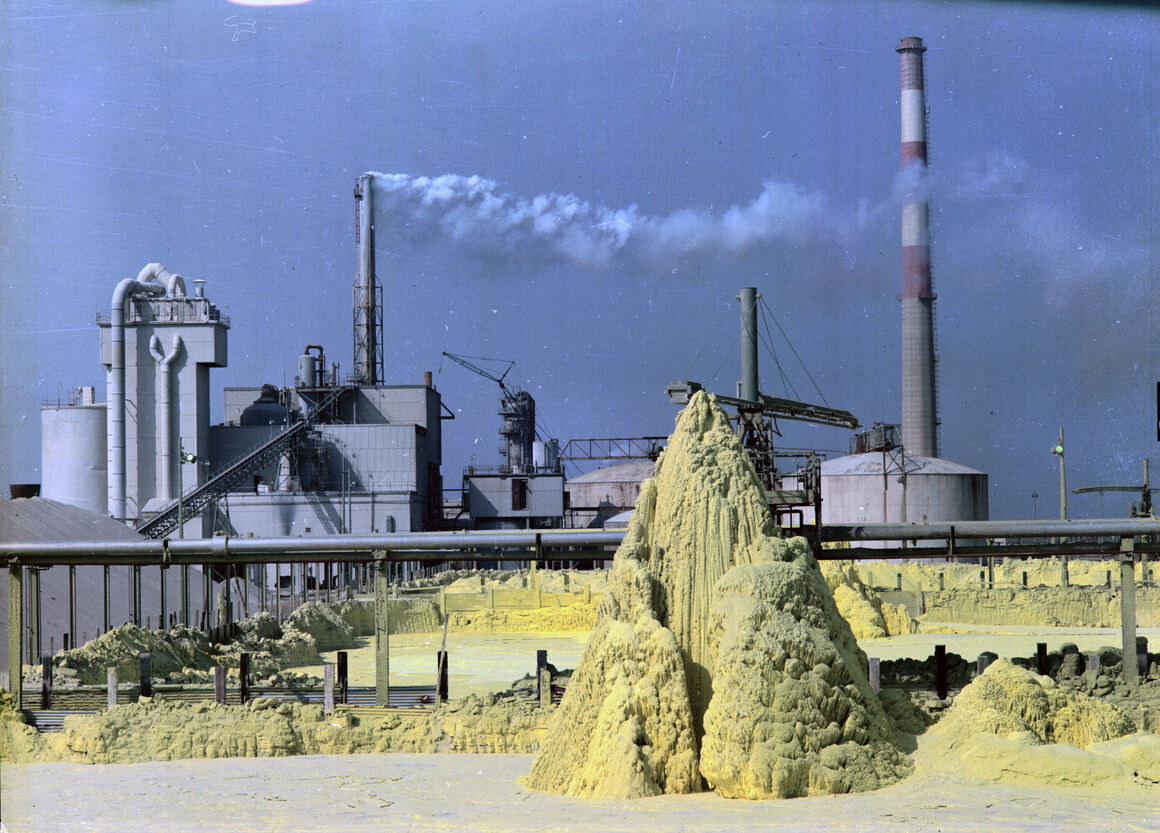 تدوین استانداردهای فنی و کیفی انبارش و انتقال گوگرد کلید خورد 8 تدوین استانداردهای فنی و کیفی انبارش و انتقال گوگرد کلید خورد